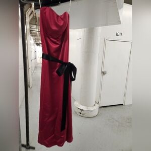 Womens Strapless SATIN-LIKE HOT Pink Davids Formal Dress Size 6 & Heels Size 8